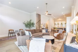 Photo #4: 21249350 Listing 