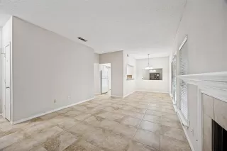 Photo #2: 21249419 Listing 