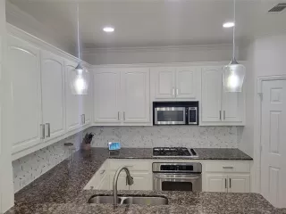 Photo #2: 21249501 Listing 