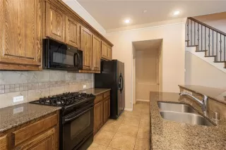 Photo #4: 21249864 Listing