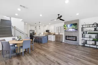 Photo #5: 21249912 Listing 