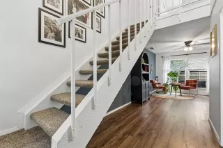 Photo #2: 21249920 Listing 