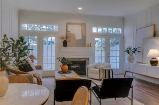 Photo #5: 21250224 Listing 