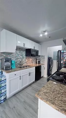 Photo #2: 21250493 Listing