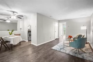 Photo #6: 21251141 Listing 