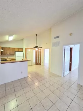 Photo #3: 21251169 Listing 