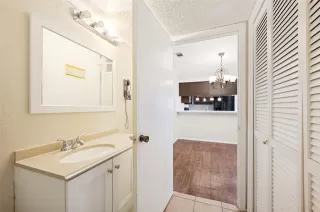 Photo #6: 21251277 Listing