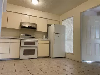 Photo #6: 21251324 Listing