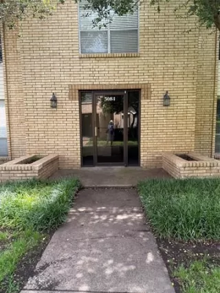 Photo #5: 21251424 Listing