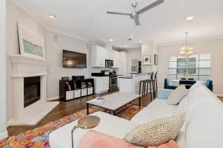 Photo #5: 21251467 Listing 