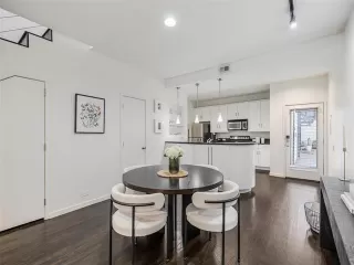 Photo #3: 21251548 Listing