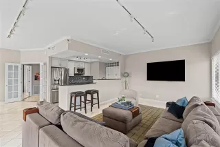 Photo #5: 21251758 Listing 