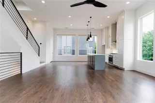 Photo #3: 21252686 Listing 