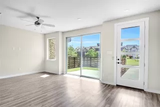 Photo #5: 21252808 Listing 