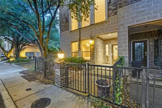 Photo #3: 21252851 Listing 