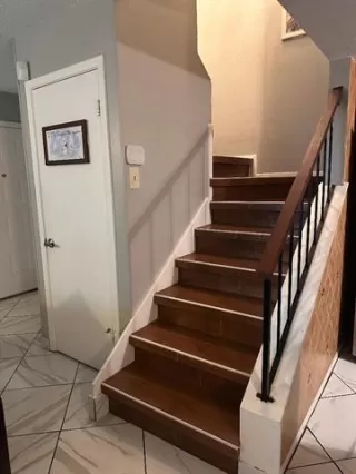 Photo #3: 21253456 Listing