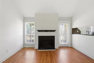 Photo #6: 21253664 Listing 