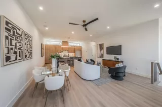 Photo #4: 21253713 Listing 