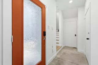 Photo #6: 21253765 Listing 