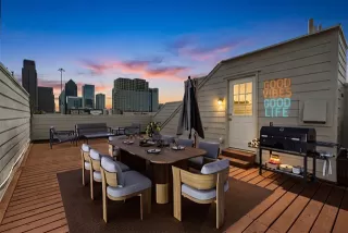 More Details about MLS # 21253910 : 1016 LIBERTY STREET #3