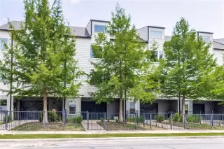 Photo #2: 21254003 Listing