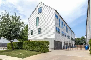 Photo #4: 21254003 Listing