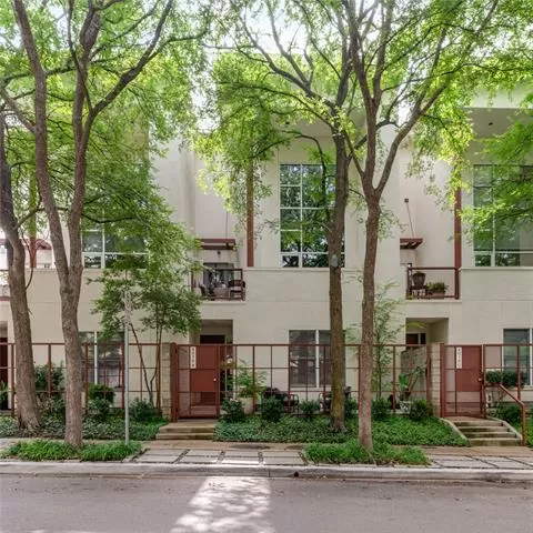 MLS: 21254712 Condo For Sale