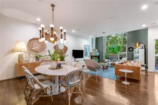 Photo #5: 21254712 Listing 