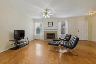 Photo #2: 21255007 Listing