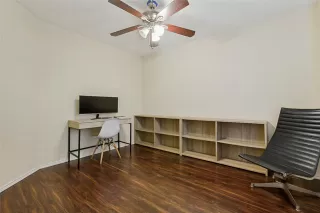 Photo #6: 21255007 Listing