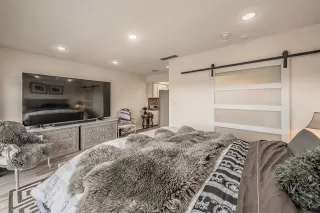 Photo #3: 21255075 Listing 