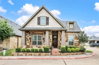 More Details about MLS # 21255079 : 5213 KENTWOOD DRIVE