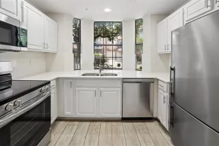 Photo #3: 21255890 Listing