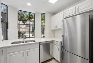 Photo #4: 21255890 Listing