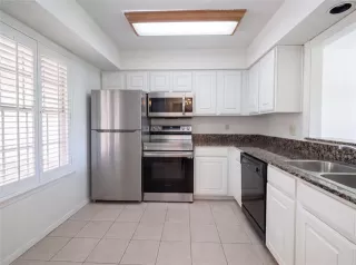 Photo #2: 21256279 Listing 