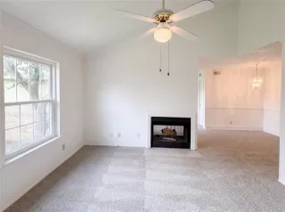Photo #3: 21256279 Listing 