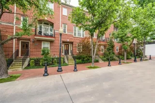 More Details about MLS # 21256291 : 2492 WORTHINGTON STREET