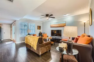 Photo #4: 21256331 Listing 