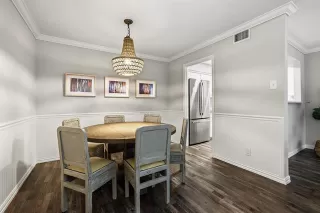 Photo #5: 21256832 Listing 
