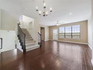 Photo #2: 21257005 Listing 