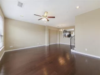 Photo #4: 21257005 Listing 