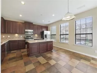 Photo #6: 21257005 Listing 
