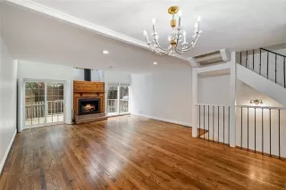 Photo #2: 21257068 Listing 