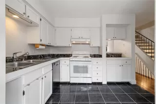 Photo #3: 21257068 Listing 