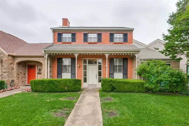 MLS: 21257120 Condo For Sale