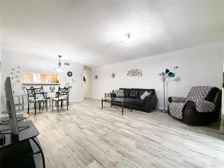 Photo #3: 21257174 Listing 