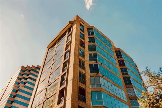 MLS: 21257180 Condo For Sale