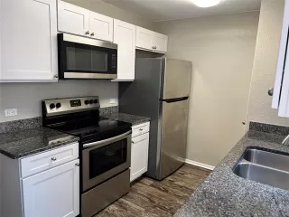 Photo #5: 21257326 Listing 