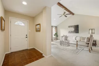 Photo #4: 21257378 Listing 