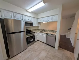Photo #5: 21257479 Listing 